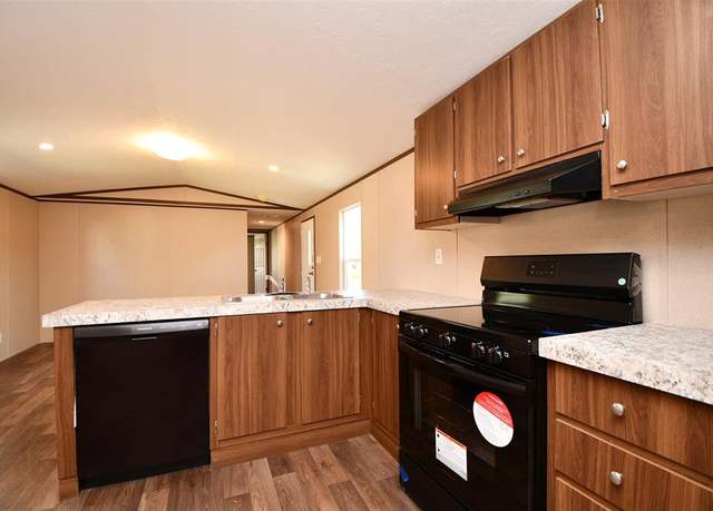 Property at 143 County Road 2414, Hull, TX 77564, 3 beds, 2 baths