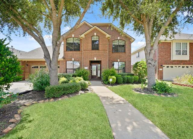 Property at 714 Coggins Point Way, Sugar Land, TX 77479, 5 beds, 2.5 baths