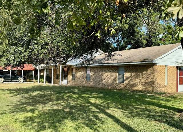 Property at 301 W Decherd St, Franklin, TX 77856, 2 beds, 1 bath