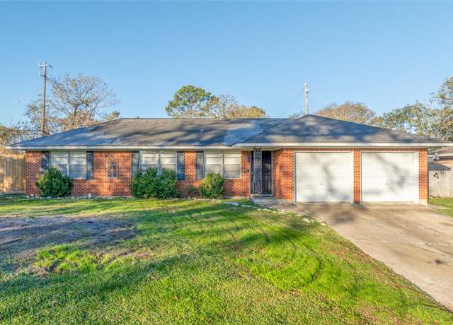 Property at 1803 Foxwood Rd, Houston, TX 77008, 3 beds, 1 bath