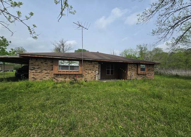 Property at 2317 Iron Ore Dr, Huffman, TX 77336, 4 beds, 2 baths