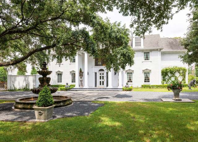 Property at 1561 Kirby Dr, Houston, TX 77019, 4 beds, 4.5 baths