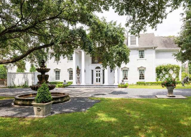 Property at 1561 Kirby Dr, Houston, TX 77019, 4 beds, 4.5 baths