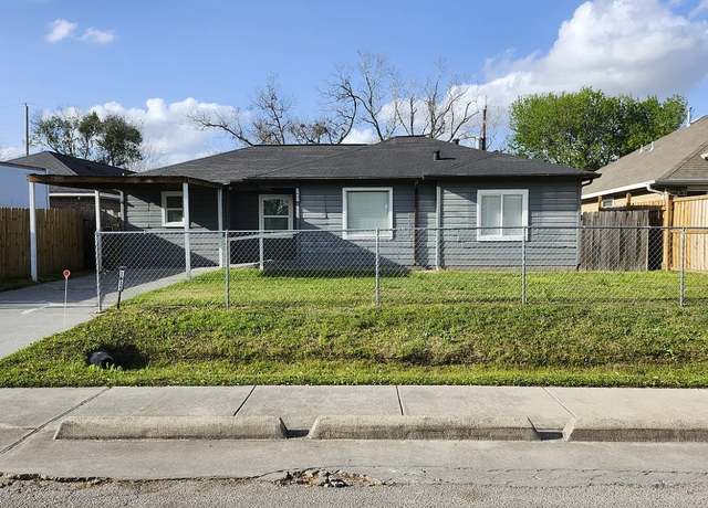 Property at 3621 Dawson Ln, Houston, TX 77051, 4 beds, 2 baths