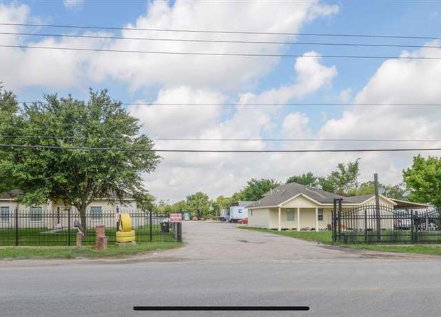 Property at 6309 E Houston Rd, Houston, TX 77028, 2 baths