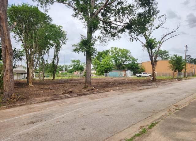 Property at 5414 Broom St, Houston, TX 77091