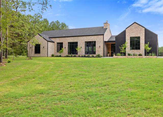 Property at 798 Eastgate Park, Livingston, TX 77351, 3 beds, 3.5 baths