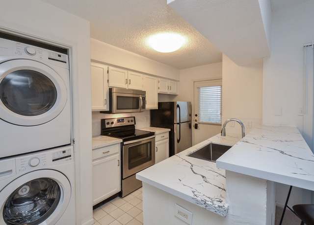Property at 11201 Lynbrook Dr #2903, Houston, TX 77042, 2 beds, 2.5 baths