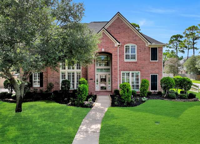 Property at 714 Hidden Woods Ln, Friendswood, TX 77546, 4 beds, 3.5 baths