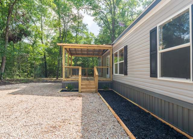 Property at 760 Rock Creek Dr, Willis, TX 77378, 3 beds, 2 baths