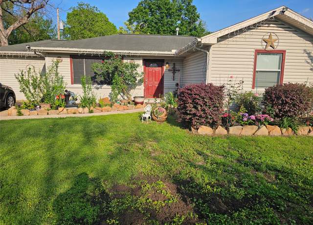 Property at 213 Linda St, Deer Park, TX 77536, 4 beds, 2 baths