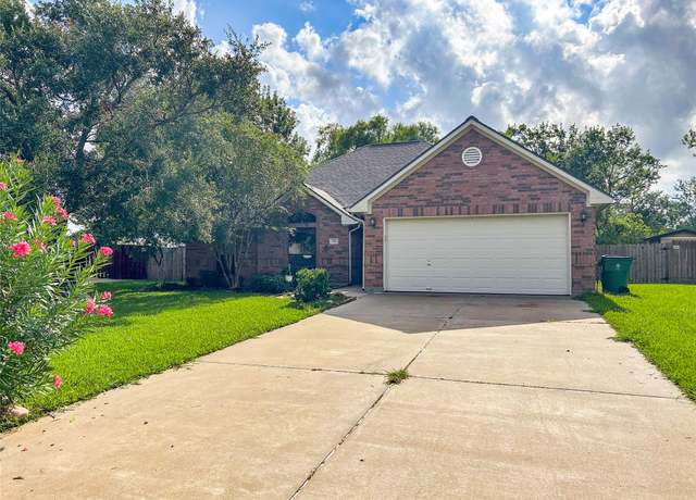Property at 119 Dove Trl, Richwood, TX 77531, 3 beds, 2 baths