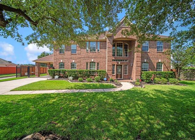 Property at 18302 Glenn Haven Estates Dr, Spring, TX 77379, 5 beds, 3.5 baths