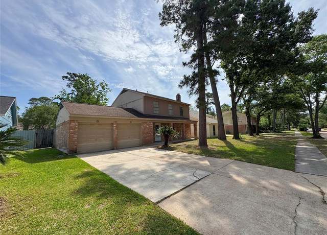 Property at 23422 Briarcreek Blvd, Spring, TX 77373, 4 beds, 3.5 baths