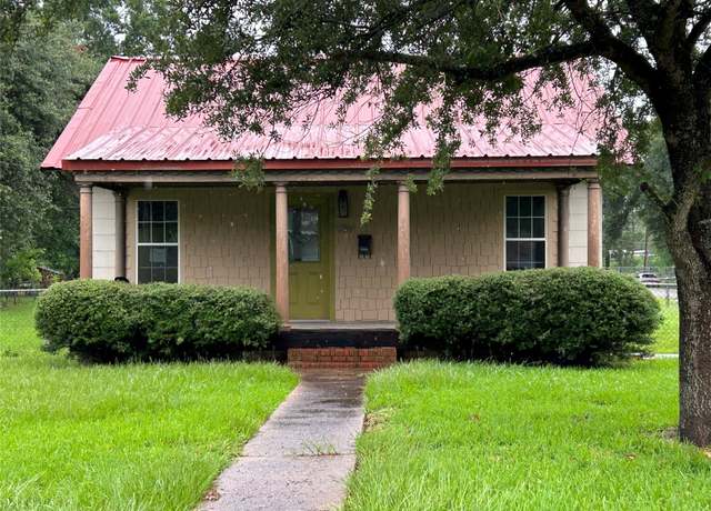 Property at 5119 33rd St, Groves, TX 77619, 2 beds, 1 bath