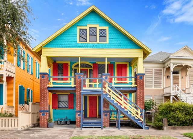 Property at 2118 Avenue K, Galveston, TX 77550, 6 beds, 4 baths