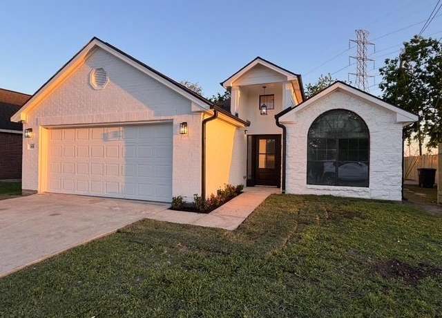 Property at 13630 Herbrand Dr, Houston, TX 77034, 3 beds, 2.5 baths