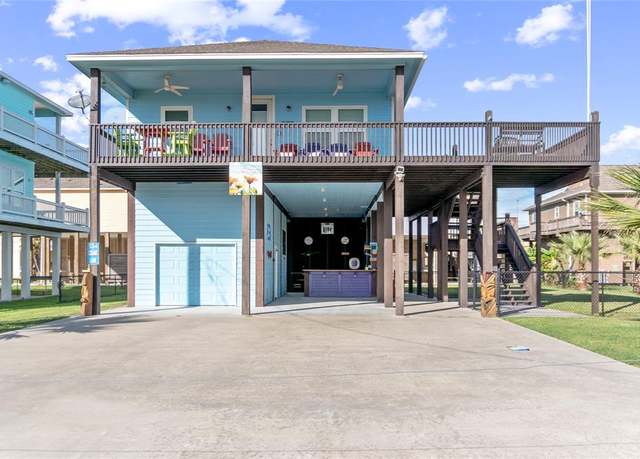 Property at 984 Crane Ln, Crystal Beach, TX 77650, 2 beds, 2 baths