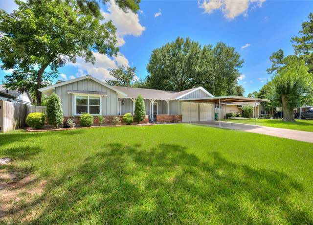 Property at 6817 Roos Rd, Houston, TX 77074, 4 beds, 3 baths