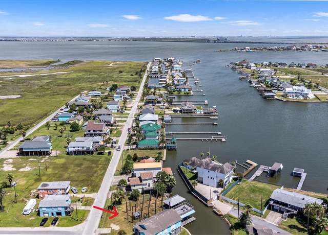Property at 1526 103rd St, Galveston, TX 77554