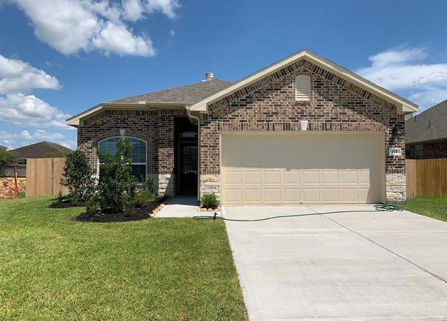 Property at 111 Brazos Dr, Baytown, TX 77523, 3 beds, 2 baths