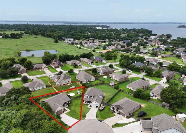Property at 13257 Ridgeview, Willis, TX 77318, 4 beds, 2 baths