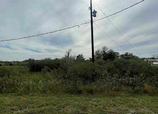 Property at 0 Bastrop St, Angleton, TX 77515
