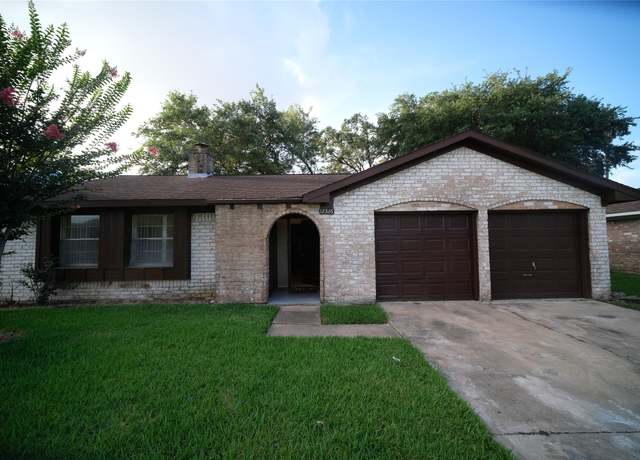 Property at 12326 Bexley Dr, Houston, TX 77099, 3 beds, 2 baths