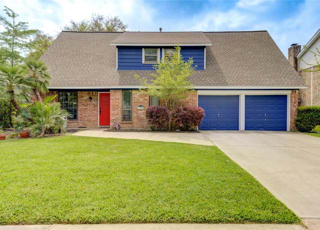 Property at 12207 Level Run St, Meadows Place, TX 77477, 5 beds, 2 baths