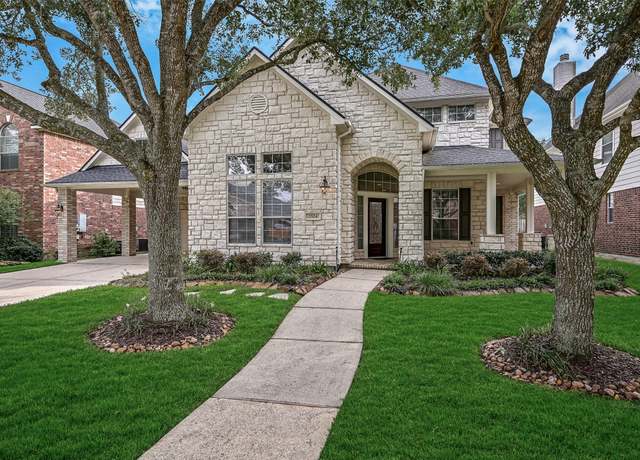 Property at 2524 Garnetfield Ln, Friendswood, TX 77546, 4 beds, 3.5 baths