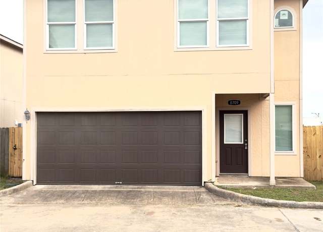 Property at 8709 Beviamo St, Houston, TX 77031, 4 beds, 2.5 baths