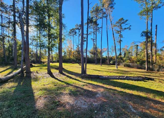 Property at 350 Brahman, Onalaska, TX 77360