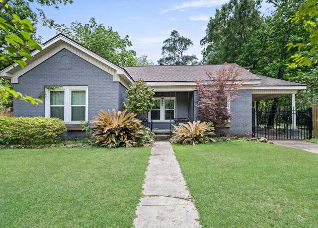 Property at 595 Hooks Ave, Beaumont, TX 77706, 4 beds, 2 baths
