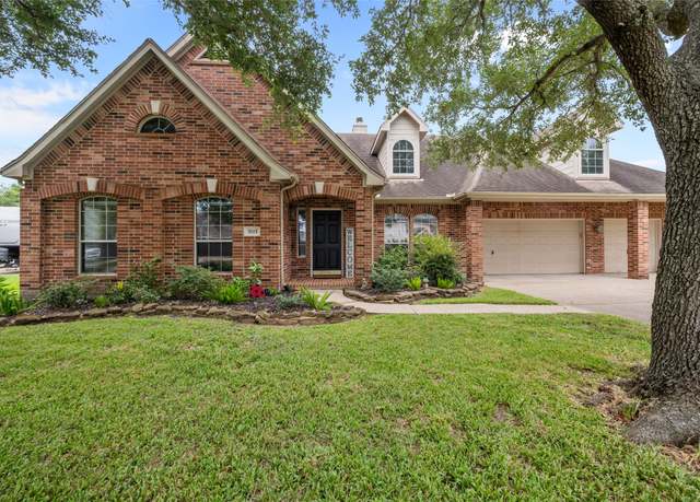 Property at 5115 Cove Crk, Cove, TX 77523, 4 beds, 3 baths