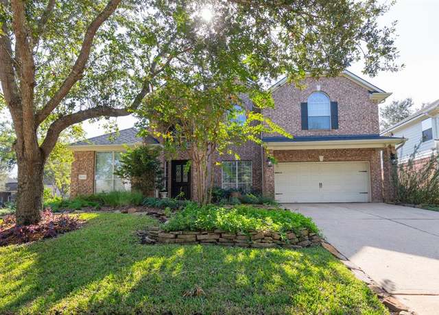 Property at 10526 Carrollton Ct, Missouri City, TX 77459, 4 beds, 3.5 baths