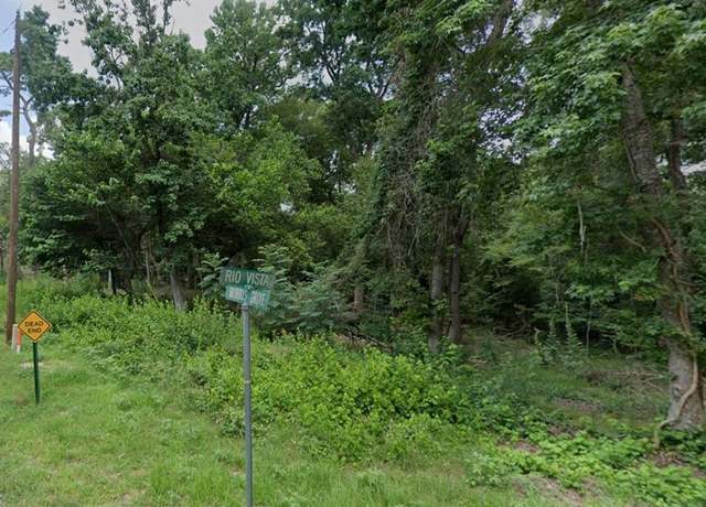Property at 470 Burris Dr, Livingston, TX 77351