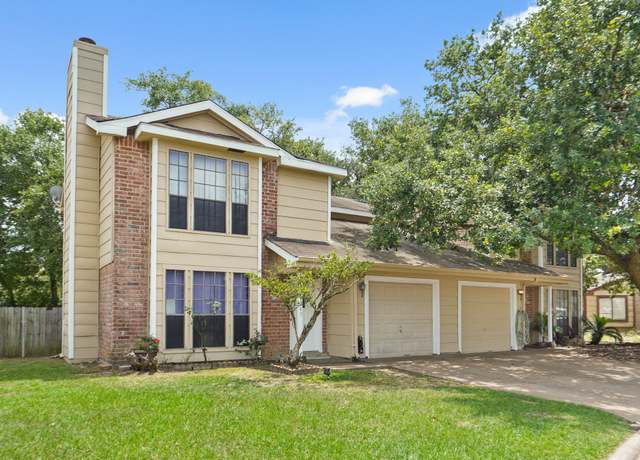 Property at 10047 Emerald Creek Dr, Houston, TX 77070, 3 beds, 2 baths