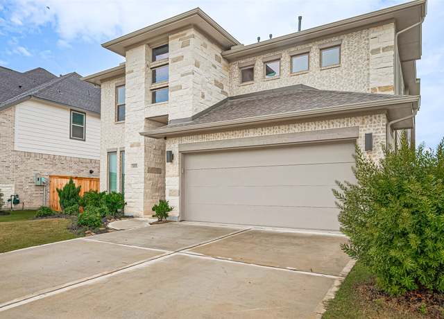 Property at 30351 Spragletop View St, Brookshire, TX 77423, 4 beds, 3.5 baths