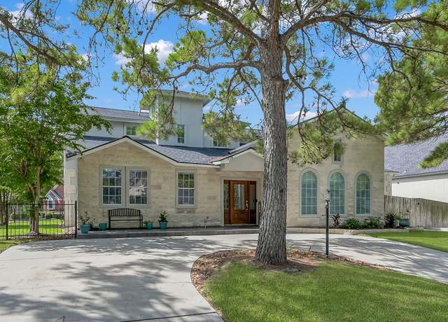 Property at 318 Wedgewood Dr, Montgomery, TX 77356, 3 beds, 3.5 baths