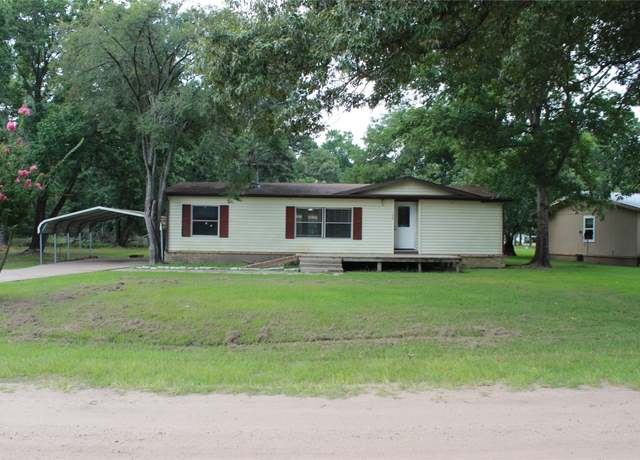 Property at 128 Monticello St, Trinity, TX 75862, 3 beds, 2 baths