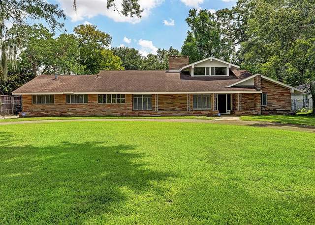 Property at 5317 Blythewood St, Houston, TX 77021, 3 beds, 3 baths