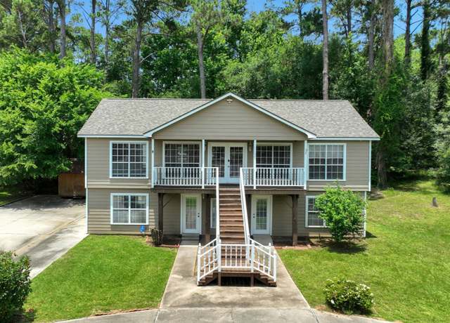 Property at 360 Holiday Ln, Coldspring, TX 77331, 4 beds, 3 baths
