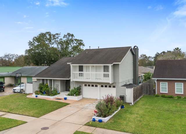 Property at 10706 Sagegreen Dr, Houston, TX 77089, 3 beds, 2.5 baths