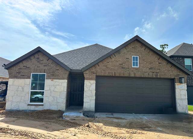 Property at 2447 Parker St, Seabrook, TX 77586, 4 beds, 2 baths