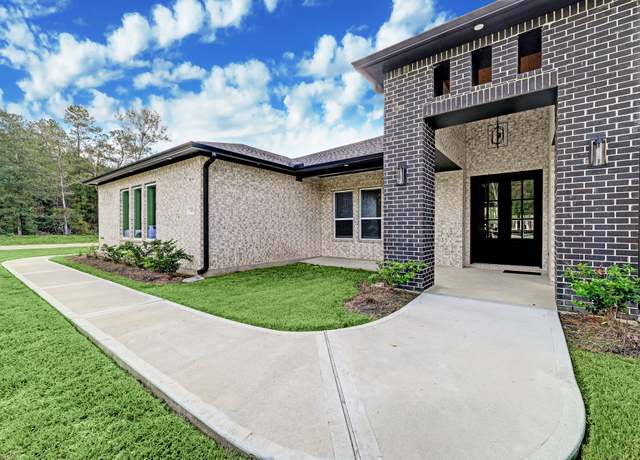 Property at 13 Road 66111, Dayton, TX 77535, 4 beds, 3 baths