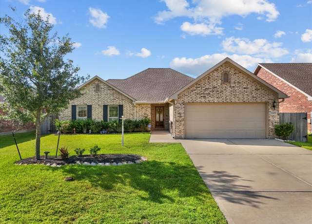 Property at 6406 Black Hills Trl, League City, TX 77573, 3 beds, 2 baths