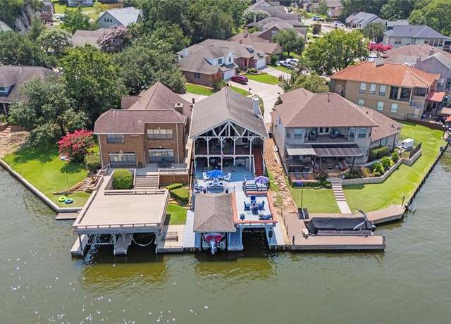 Property at 132 Harbour Town Cir, Conroe, TX 77356, 3 beds, 3 baths