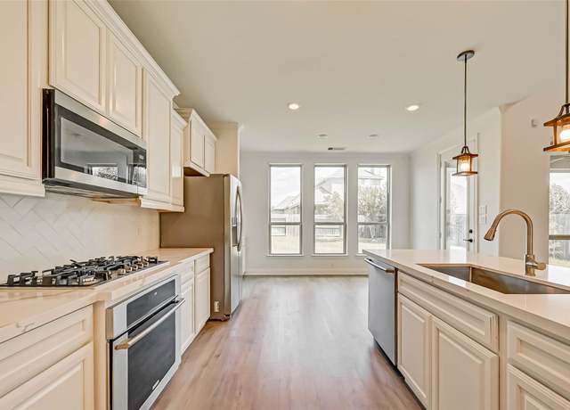 Property at 2014 Harbor Breeze Ln, Katy, TX 77493, 4 beds, 3.5 baths