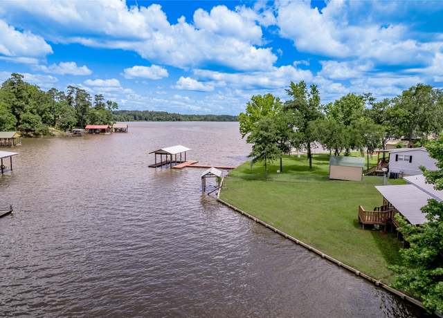 Property at 460 Ridge Trl, Trinity, TX 75862, 3 beds, 2 baths