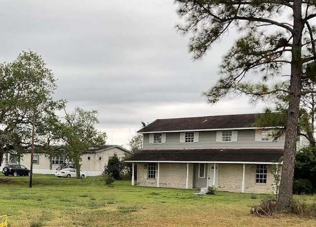 Property at 4513 County Road 424, Alvin, TX 77511, 4 beds, 2 baths
